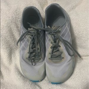 Merrell size 9 gray/blue sneakers